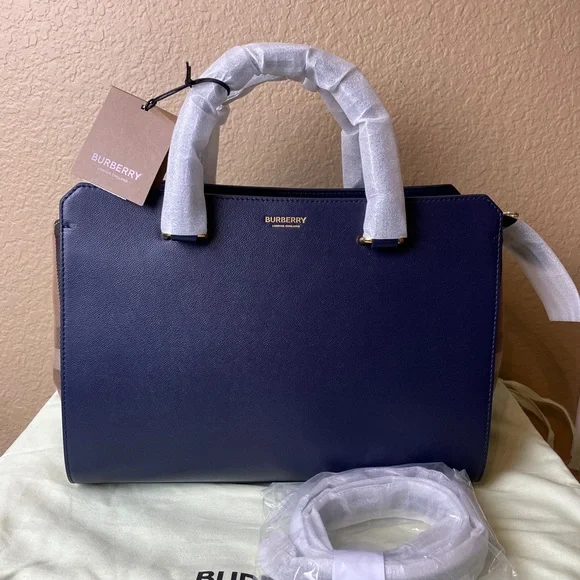Burberry Banwell Tote navy Leather Shoulder Bag New